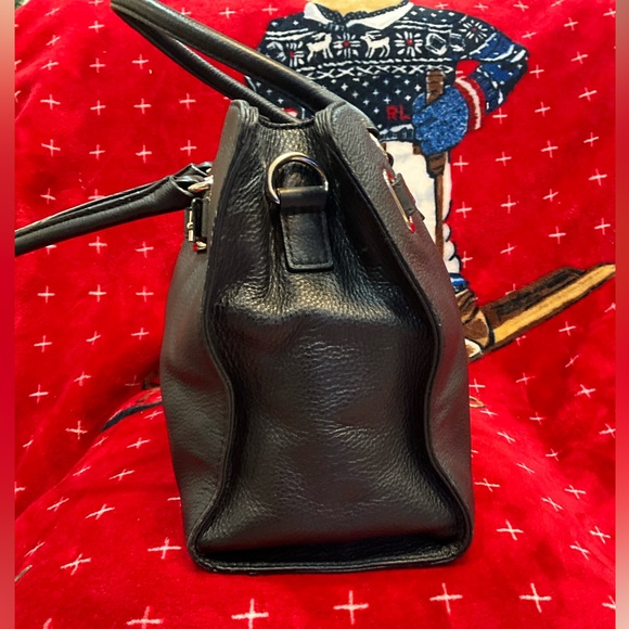 good condition Michael Kors Hamilton Satchel Black Pebbled Leeather - Picture 5 of 16